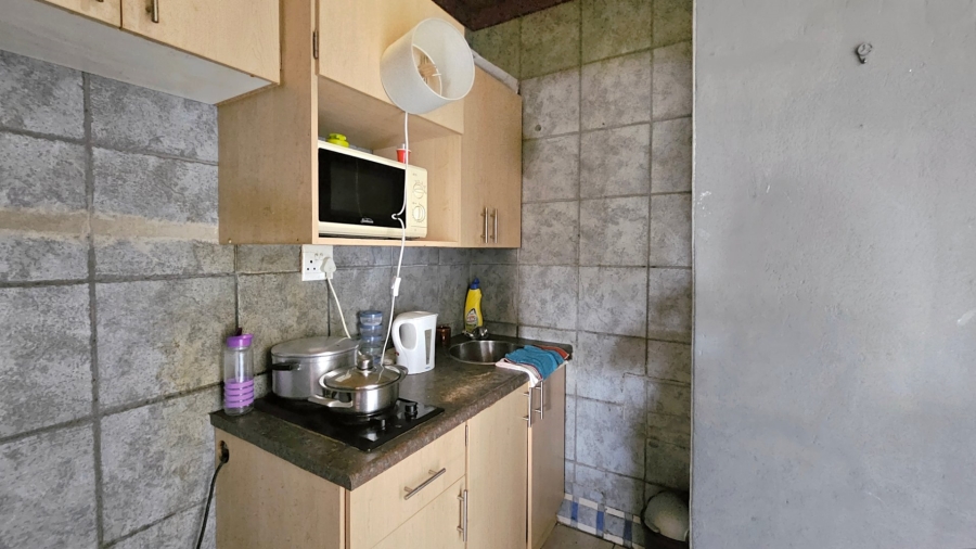 1 Bedroom Property for Sale in Brandwag Free State